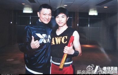 街头摸蛋蛋挑战！
