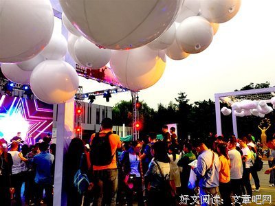 火箭炮的嘴棉花糖的心句子