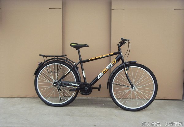 自行车杠上马路牙子？快来解锁校园新奇BUFF！