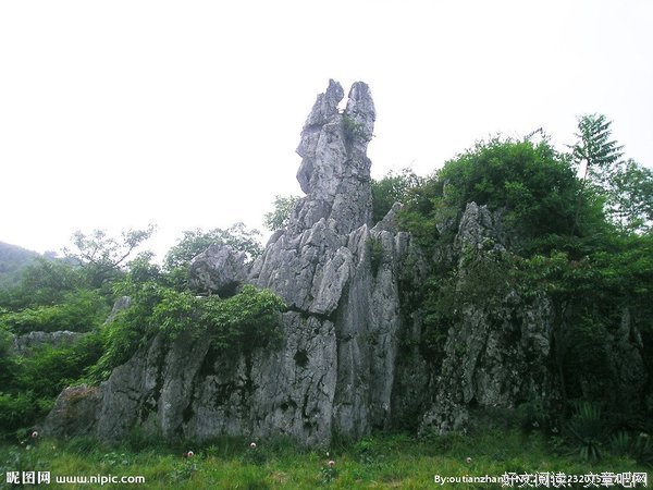 在实小向载浮沉，望一才水千年雨歇经典的句子