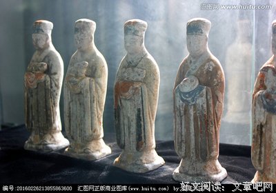 文武百官的句子