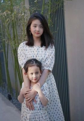王菲女儿贵族学校曝光：1年学费77万，豪门教育到底在教什么？