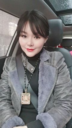 关于指尖上的爱的句子