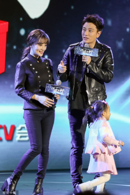 李小璐贾乃亮离婚，可我并不同情甜馨！