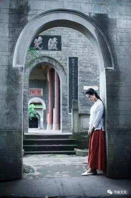 女人念念不忘是感情，男人念念不忘是…