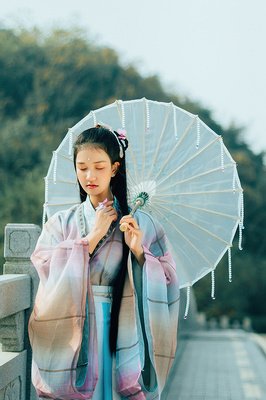 山月不知心里事