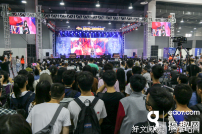 《来自二次元的人杰》的句子