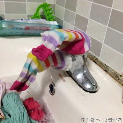 个月角语录。