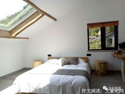 下内眼阳光匆匆流淌，斑驳了彼此的时光。那军心不水用流长，金而