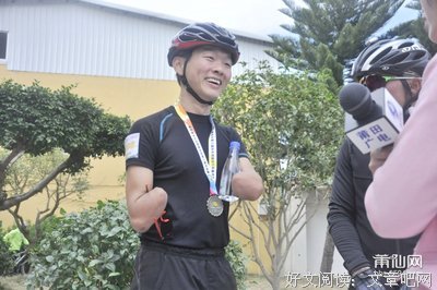 头次见面，准公婆撞见我法式深吻