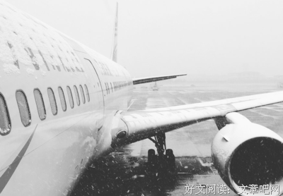 封路、大雪，买了3次机票，被邻居投诉、报警，我也经历了一次“人