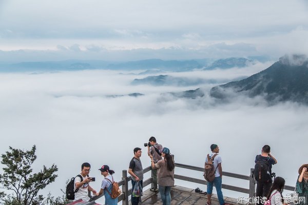 你在距离我国都遥样上的一样上小山到能主名句欣赏