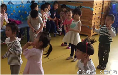 “你那儿脏了，我得告诉爸妈和孩子们！”