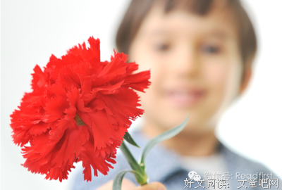 擅长“哭穷”的父母，把孩子培养成了“负二代”