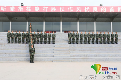 谁说兵哥不在家，一个人就带不好孩子了？！