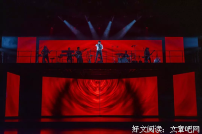 《摇滚红与黑》的影评大全
