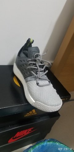 你年轻的时候穿过一双莆田鞋吗？你觉得它的质量到底怎么样呢？