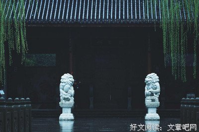 4月丨春色三分，二分流水，一分尘土