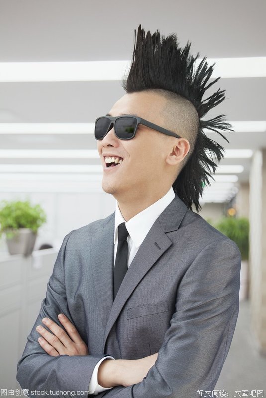 张扬是个性 自信是标签好词好句