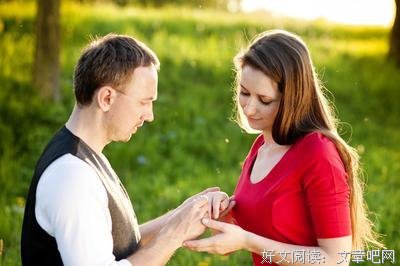 中年婚姻走向：有多少女人在过着无性无爱无话可说的日子？