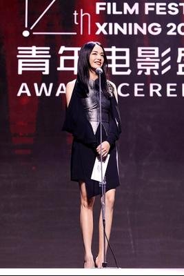 狂热是一种与立场无关的病态