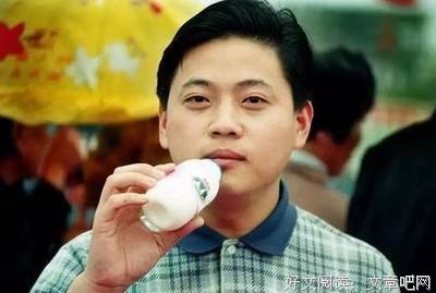 前央视主持人癌症复发！饱受病魔摧残，脸部判若两人。