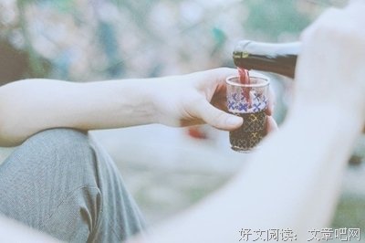 描写空无一人的经典句子