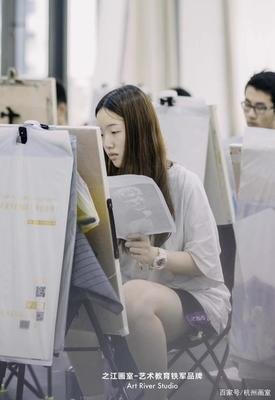 你向我走来，胜过所有的温柔