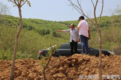 80岁中国大爷隐居荒山24年，负债300多万，造出一座震惊BBC的“世