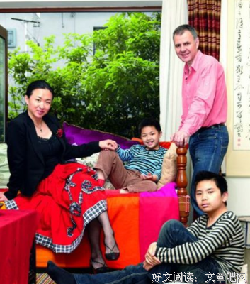 我儿子把我打得两眼冒金星，是我老公让他“打”我的，怎么面对这