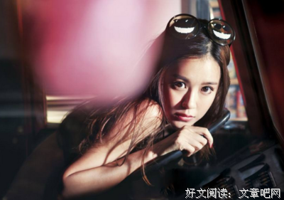 渣女自爆套路：成年人面对3个ATM全都要，结局反杀让我万万想不到
