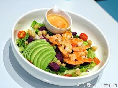 认真吃饭才会瘦--吃瘦20斤喵月的减脂食谱