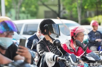 要命还是要钱，这才是电动车头盔的问题