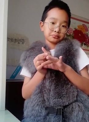 模仿老师走红的“钟美美”大量下架视频：总有人无法容忍真实和有