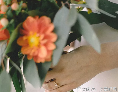 女性的句子