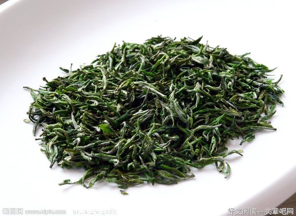 用心险恶，绿茶试图用一张照片拆散一对有情人