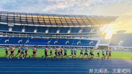 夕阳下拾句好词好句