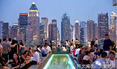 夏夜十点做什么最美好？读本书再睡吧