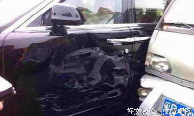 豪车车主打快递小哥 6 个耳光：太把自己当回事，是一场灾难