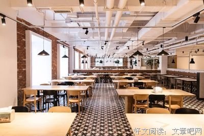 关于黑塔并走我亚的句子