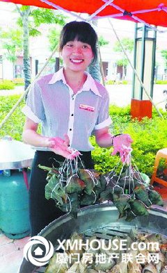 海峡两岸闻名天下的烧肉粽