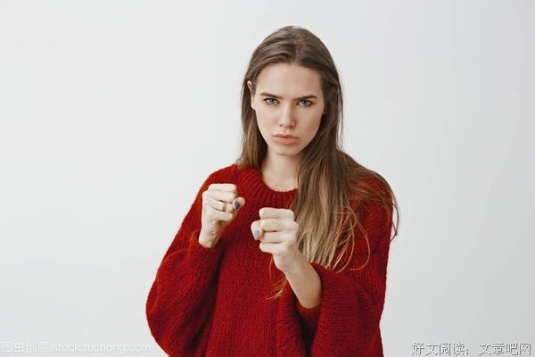 不为爱所困，是女人最好的姿态