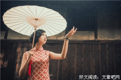 丈夫出轨，家产被收，穿着旗袍刷马桶，她是中国最后的贵族大小姐