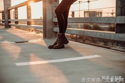 有关个性，格调的句子