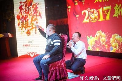 莫伤勿泣他年会有我句子