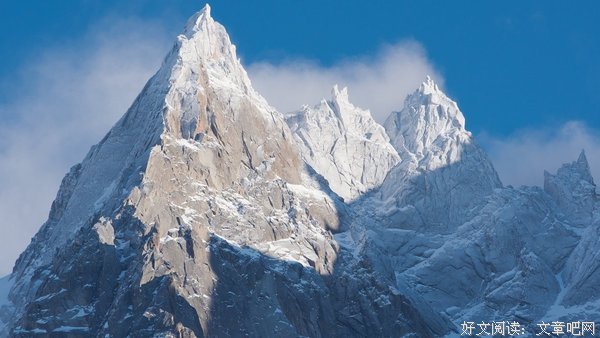 在雪山和雪山之间读后感精选