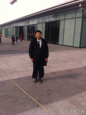 北京万达女子崩溃大哭：流产、离婚、确诊新冠，但我无法同情她