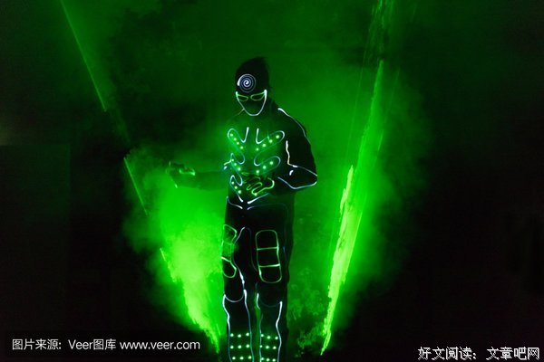 《即兴判断》读后感100字