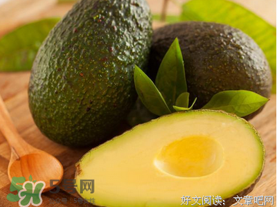 硬得厉害。