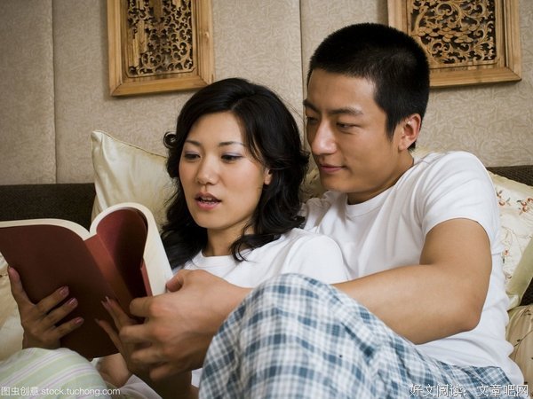 夫妻把男方父亲房子卖了，男方亲属开始各种作，这事你怎么看？